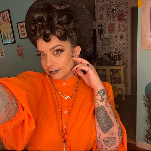 Meet your Posher, Ashley - Picture 14 of 16